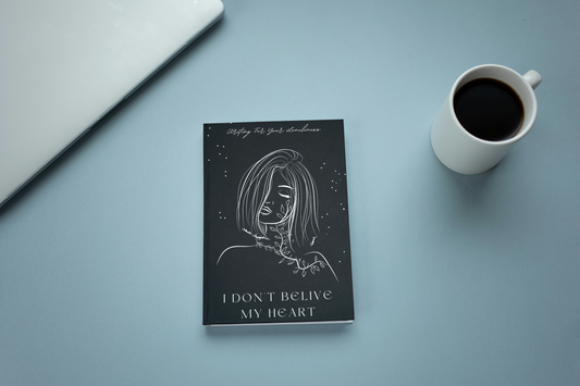 (Pre-order) I Don't Believe My Heart: Poems for your loneliness